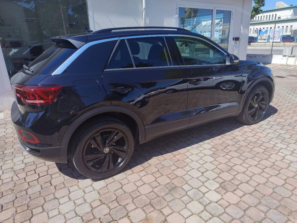 Volkswagen T-Roc 1.0 tsi Style 115cv (4)