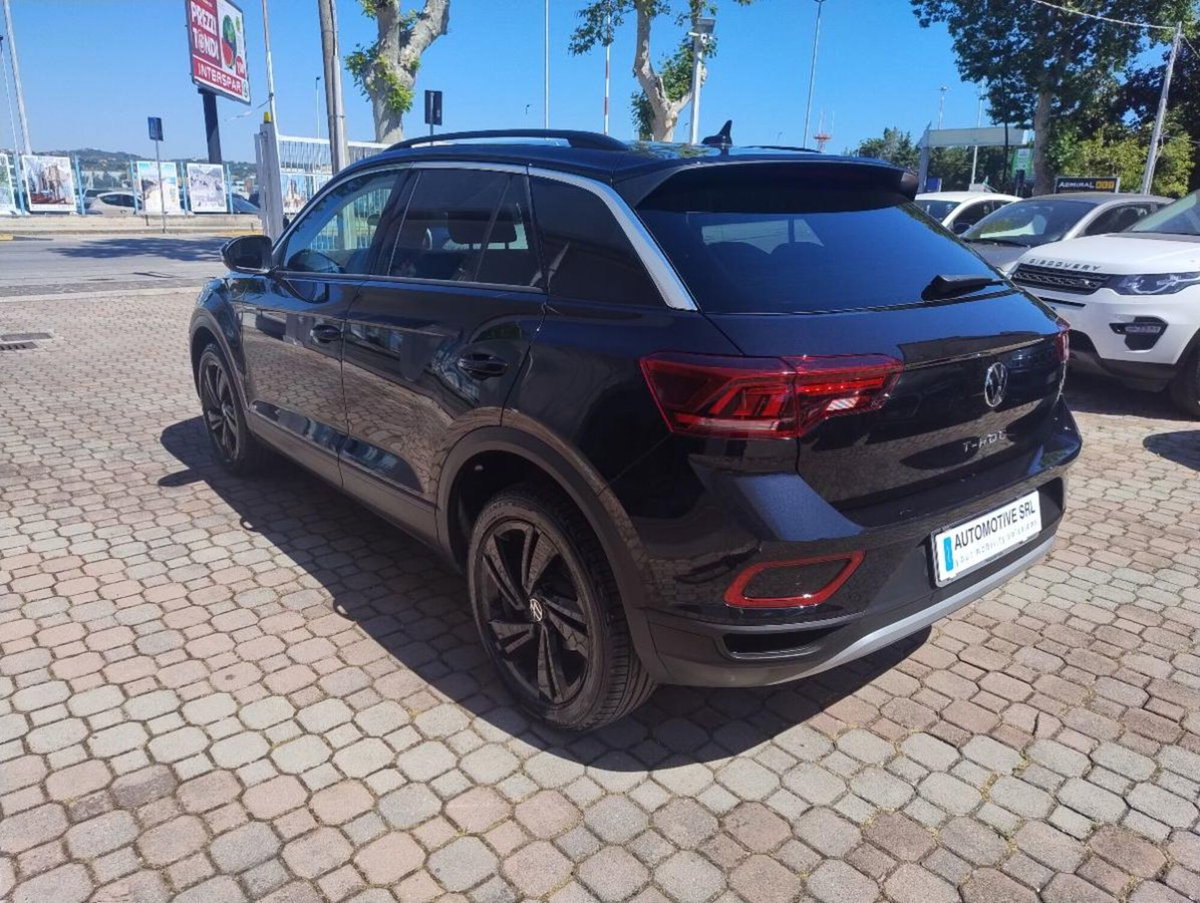 Volkswagen T-Roc 1.0 tsi Style 115cv (6)