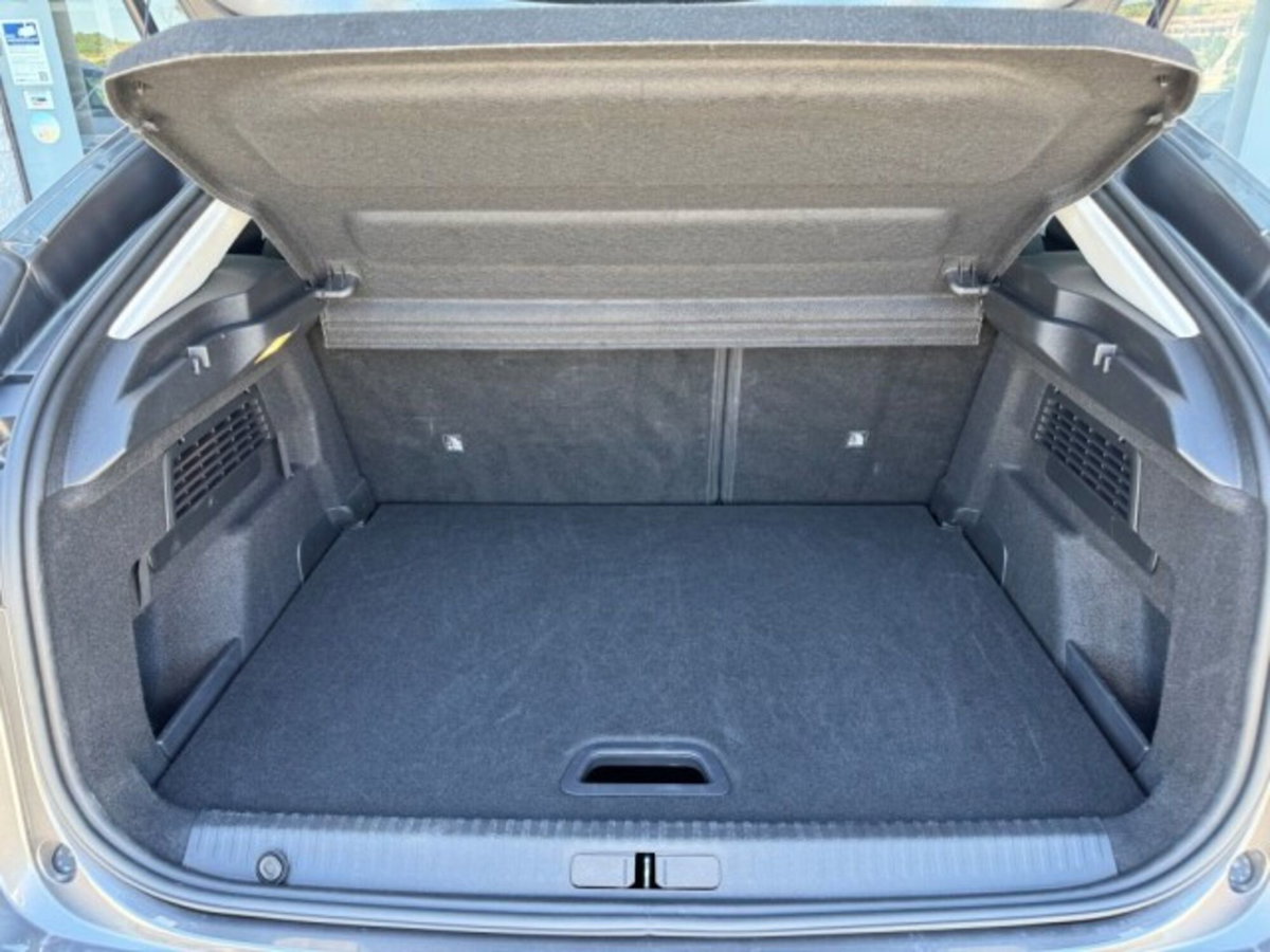 Citroen C4 BlueHDi 130 S&S EAT8 Feel Pack (14)