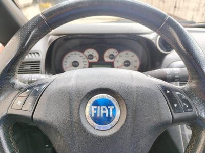 Fiat Grande Punto 1.9 MJT 130 CV 3 porte Sport (7)