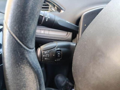 Peugeot 208 VTi 95 CV 5p. GPL Allure (10)