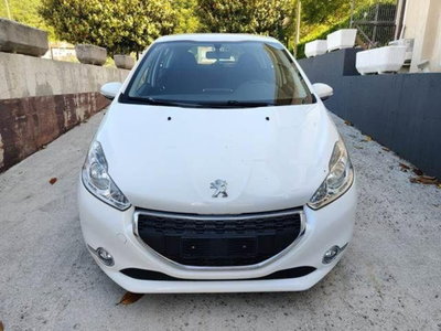 Peugeot 208 VTi 95 CV 5p. GPL Allure (14)
