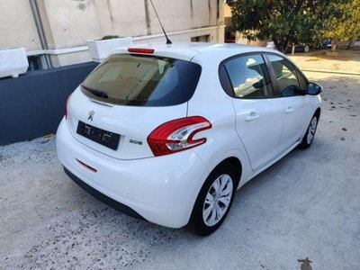 Peugeot 208 VTi 95 CV 5p. GPL Allure (2)