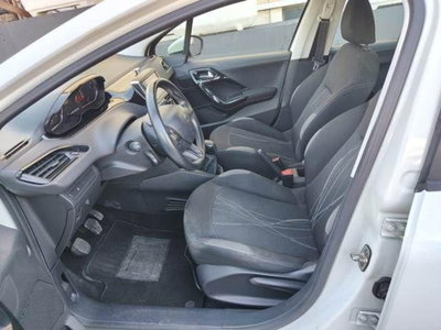 Peugeot 208 VTi 95 CV 5p. GPL Allure (4)