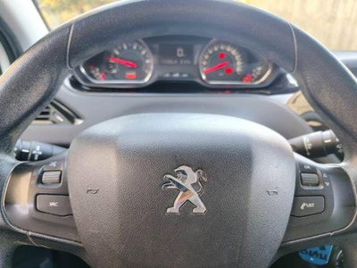 Peugeot 208 VTi 95 CV 5p. GPL Allure (9)