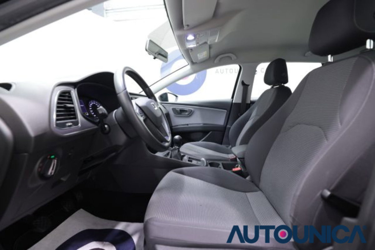 SEAT Leon 1.6 TDI 115 CV 5p. Style (19)