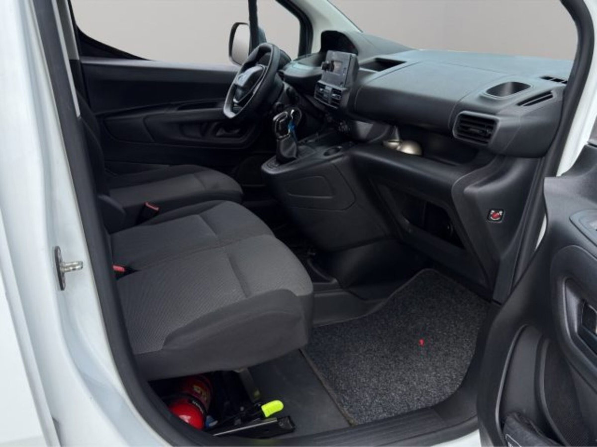 Peugeot Partner Furgone XL 1.5 diesel 100cv S&S (9)