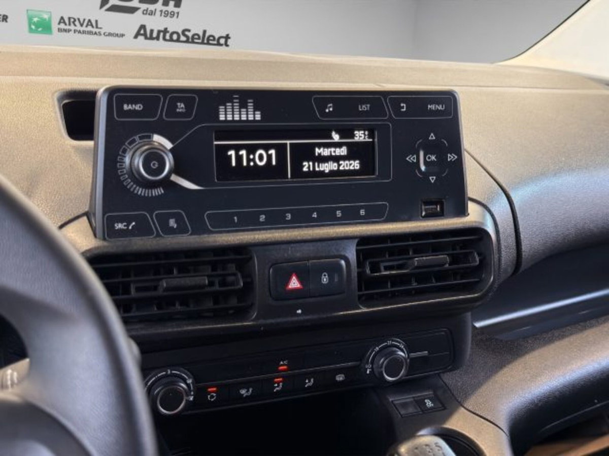 Peugeot Partner Furgone M 1.5 diesel 100cv S&S (13)