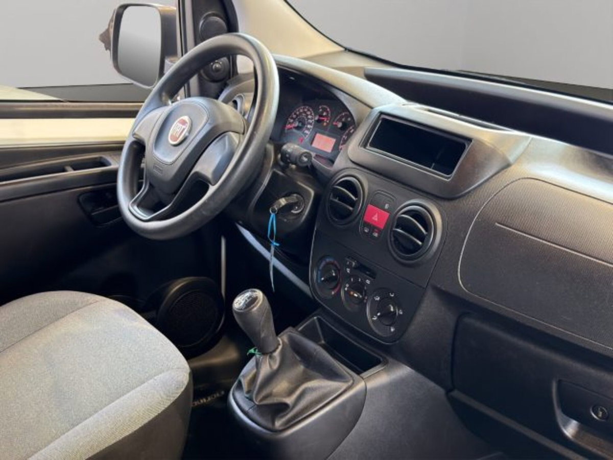 Fiat Fiorino qubo N1 1.3 mjt 95cv trekking (10)