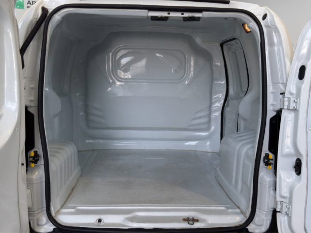 Fiat Fiorino qubo N1 1.3 mjt 95cv trekking (15)
