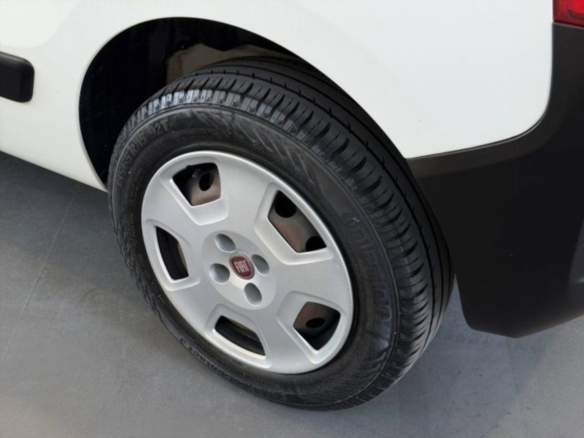 Fiat Fiorino qubo N1 1.3 mjt 95cv trekking (17)