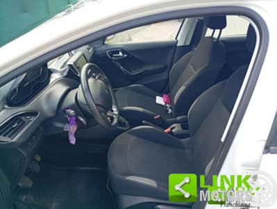 Peugeot 208 82 5 porte Active (19)