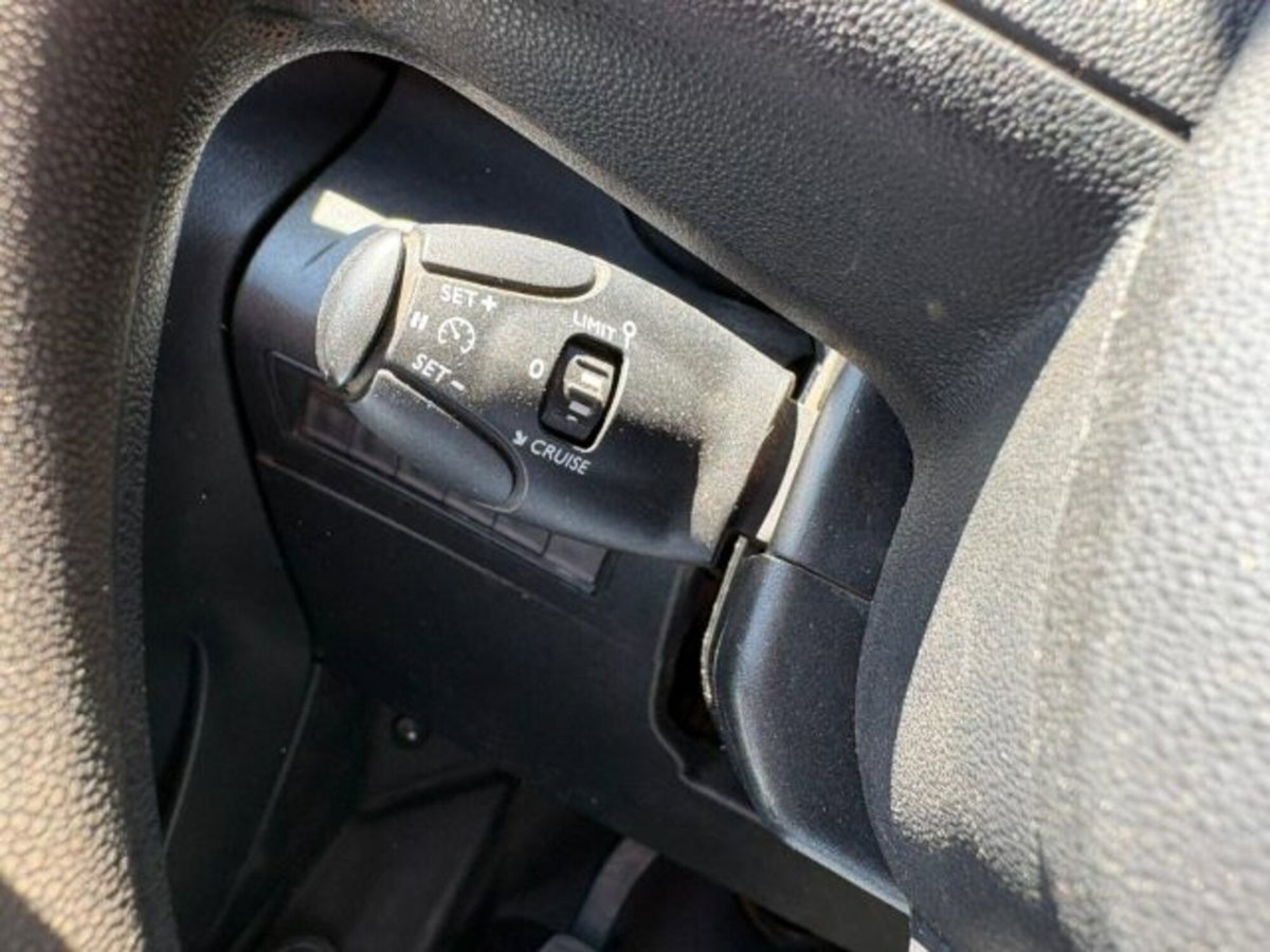 Citroen Berlingo Furgone BlueHDi 130 Van XL Club (13)
