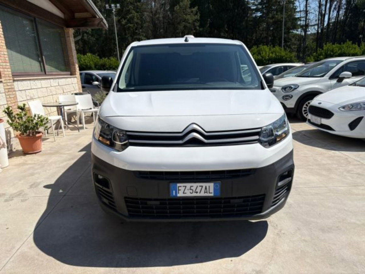 Citroen Berlingo Furgone BlueHDi 130 Van XL Club (2)