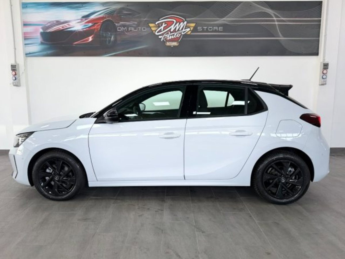 Opel Corsa 1.2 hybrid GS 110cv dct6 (8)