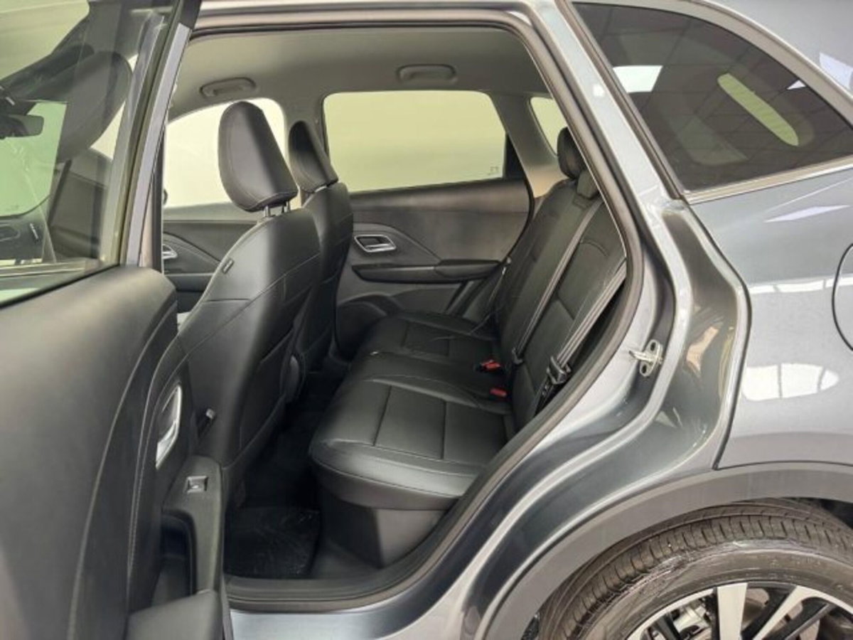 Mg ZS ZS 1.5 Luxury (11)
