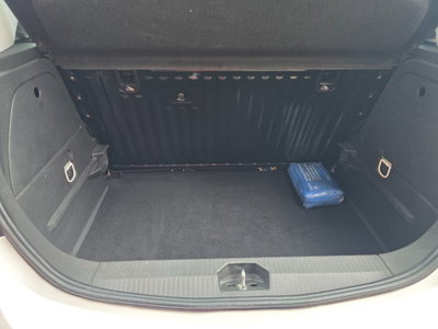 Opel Corsa 1.2 5 porte b-Color (14)