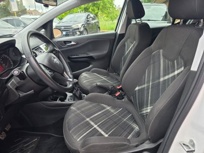 Opel Corsa 1.2 5 porte b-Color (4)
