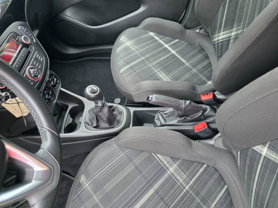 Opel Corsa 1.2 5 porte b-Color (5)