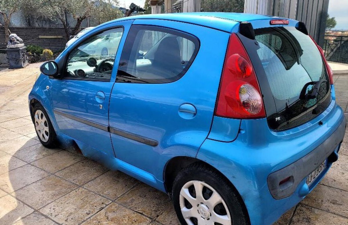 Peugeot 107 68CV 3p. Allure (4)