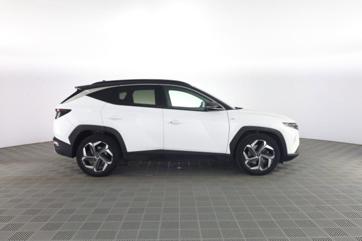Hyundai Tucson 1.6 crdi 48V Exellence 2wd dct (3)