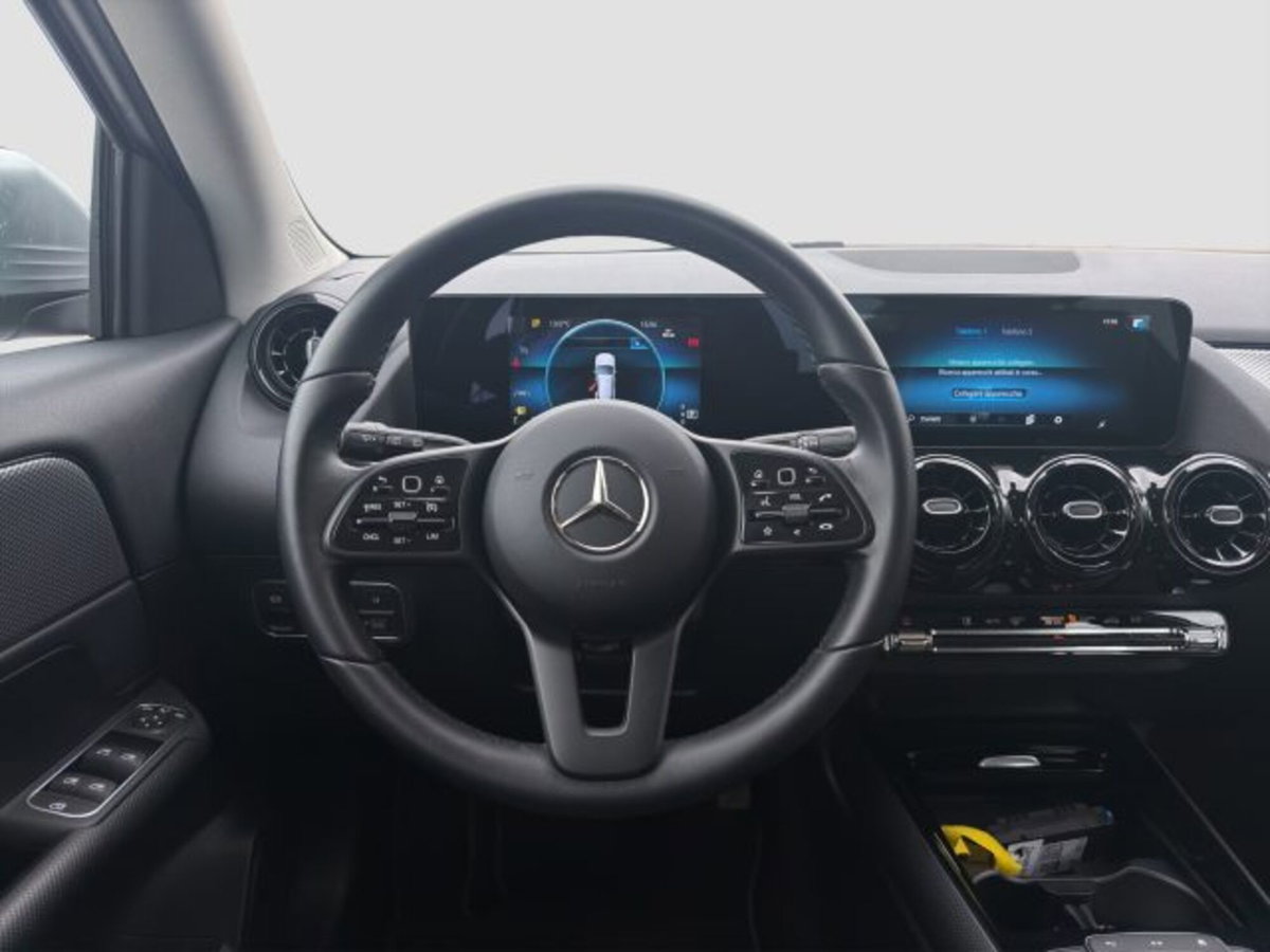 Mercedes-Benz CLA Shooting Brake 180 d Automatic Shooting Brake Business (12)