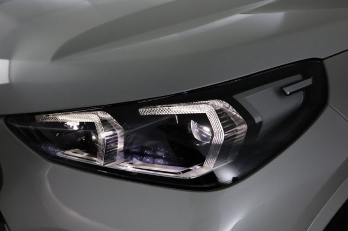 BMW X1 sDrive 18i Msport (9)