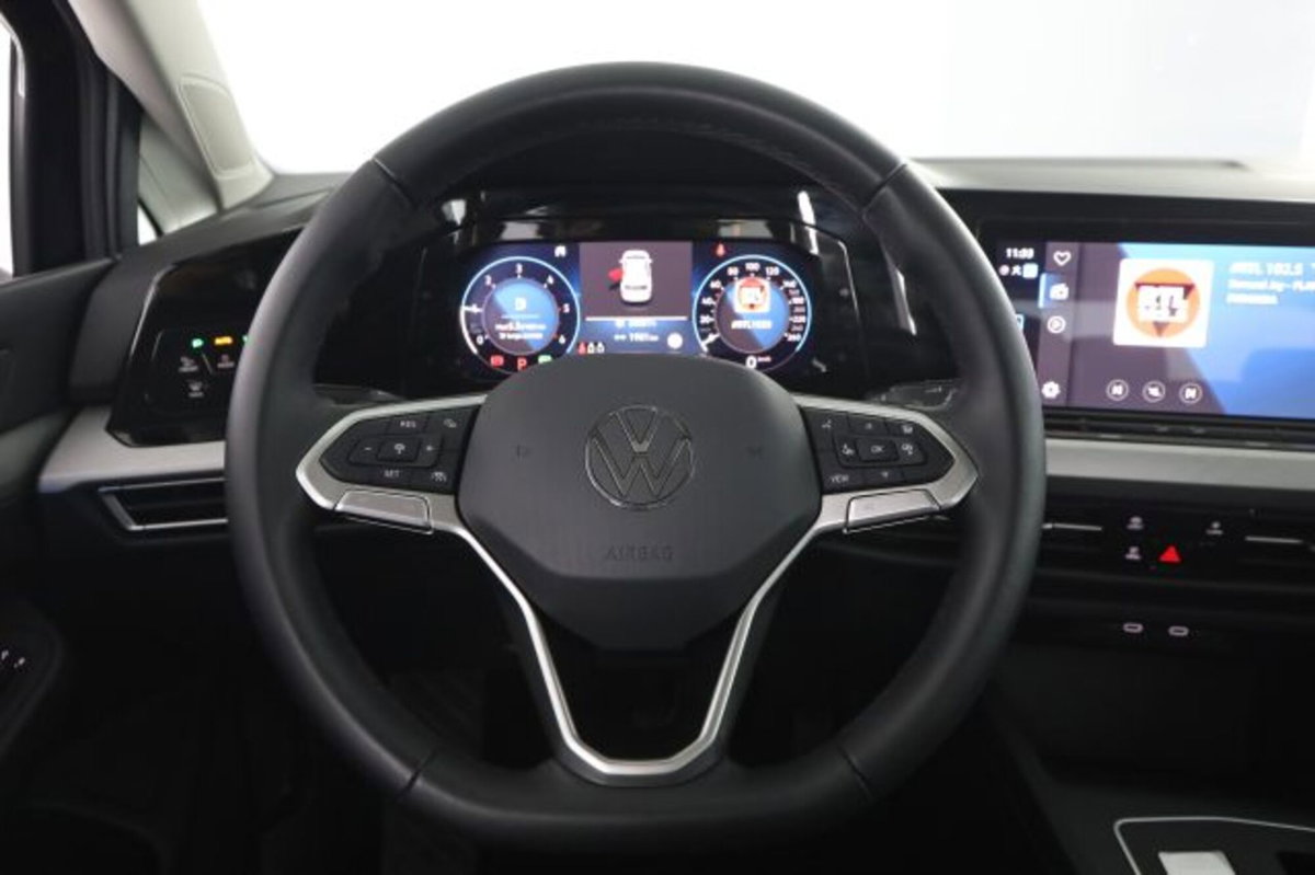 Volkswagen Golf Variant 2.0 TDI SCR DSG Life (5)