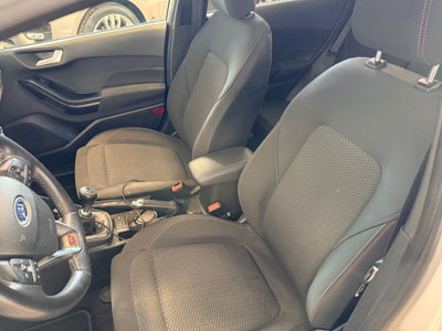 Ford Fiesta 1.5 TDCi 5 porte ST-Line (11)