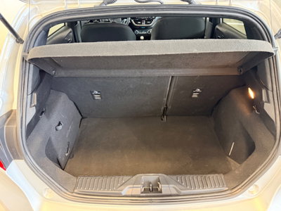 Ford Fiesta 1.5 TDCi 5 porte ST-Line (9)