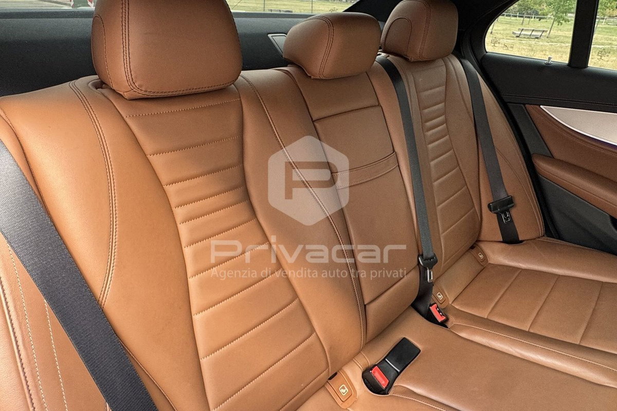 Mercedes-Benz Classe E Station Wagon 220 d Auto AMG Line (14)