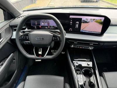 Audi Q3 Sportback 35 TDI quattro S tronic S line edition (12)