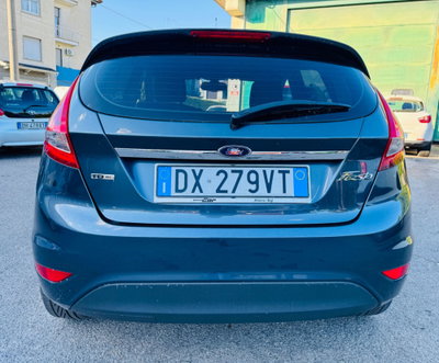 Ford Fiesta 1.4 TDCi 68CV 5 porte Titanium (6)