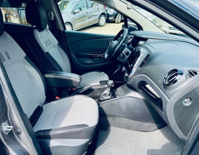 Renault Captur TCe 120 CV EDC Start&Stop Energy Intens (18)