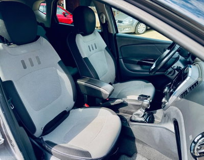 Renault Captur TCe 120 CV EDC Start&Stop Energy Intens (19)