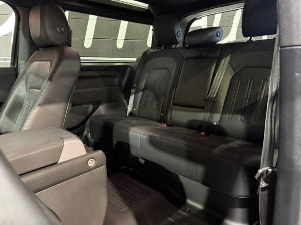 Land Rover Defender 90 3.0d i6 mhev X-Dynamic SE awd 200cv auto (14)