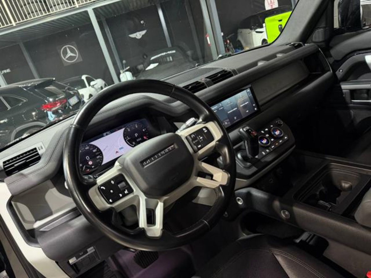 Land Rover Defender 90 3.0d i6 mhev X-Dynamic SE awd 200cv auto (15)