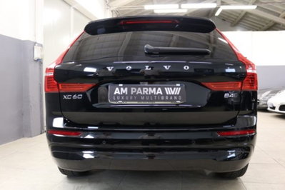 Volvo XC60 B4 (d) AWD automatico Plus Dark (5)