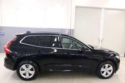 Volvo XC60 B4 (d) AWD automatico Plus Dark (7)