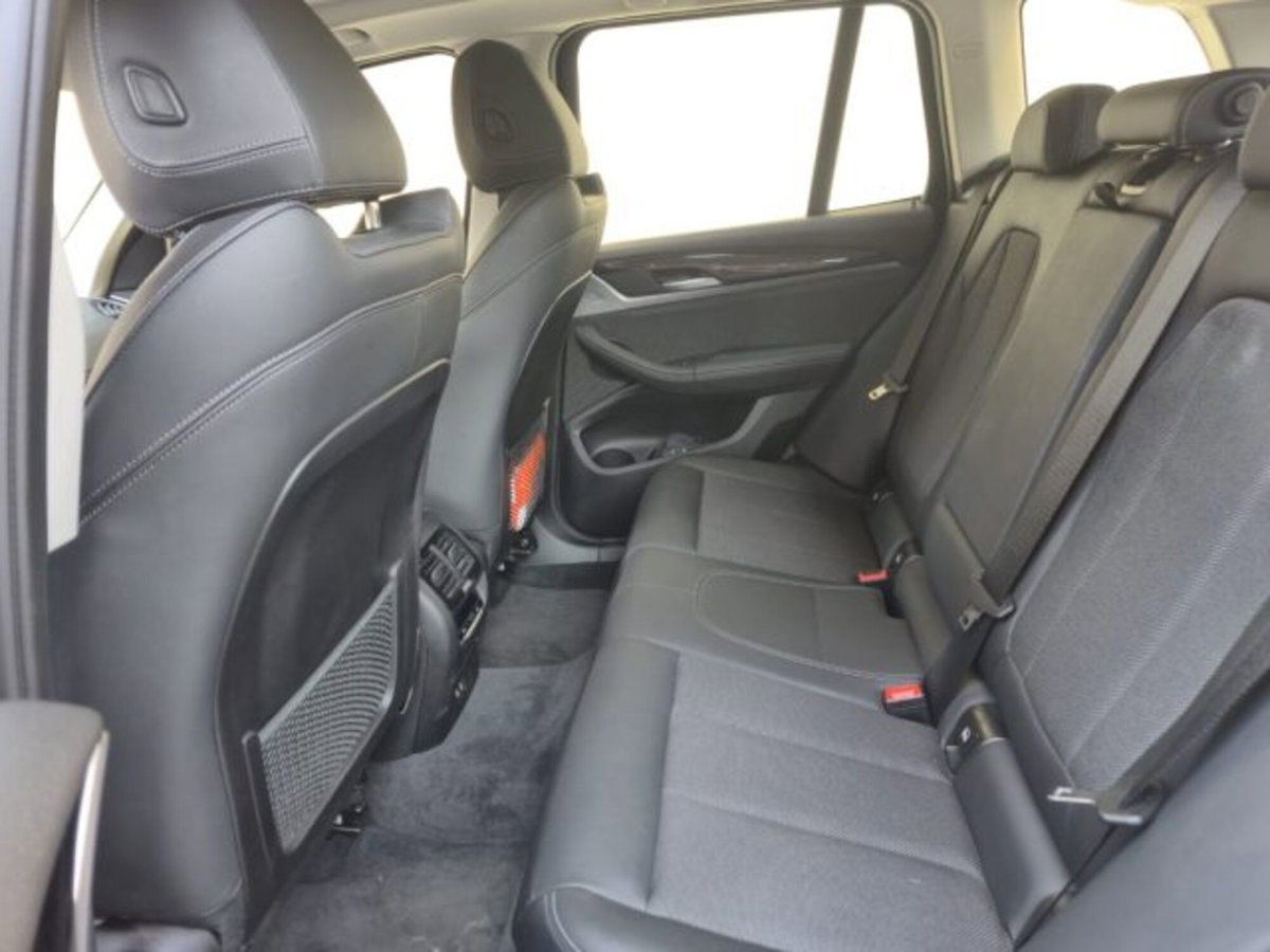 BMW X3 xDrive30e xLine (12)
