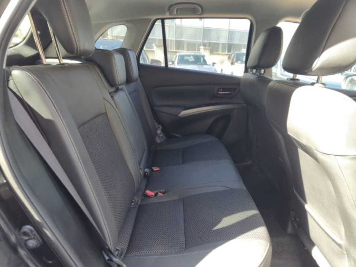 Suzuki S-Cross 1.4 Hybrid Easy (11)