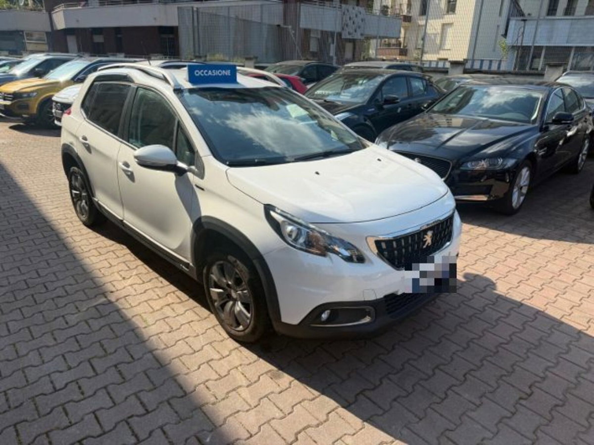 Peugeot 2008 Turbo 110 S&S Signature (3)
