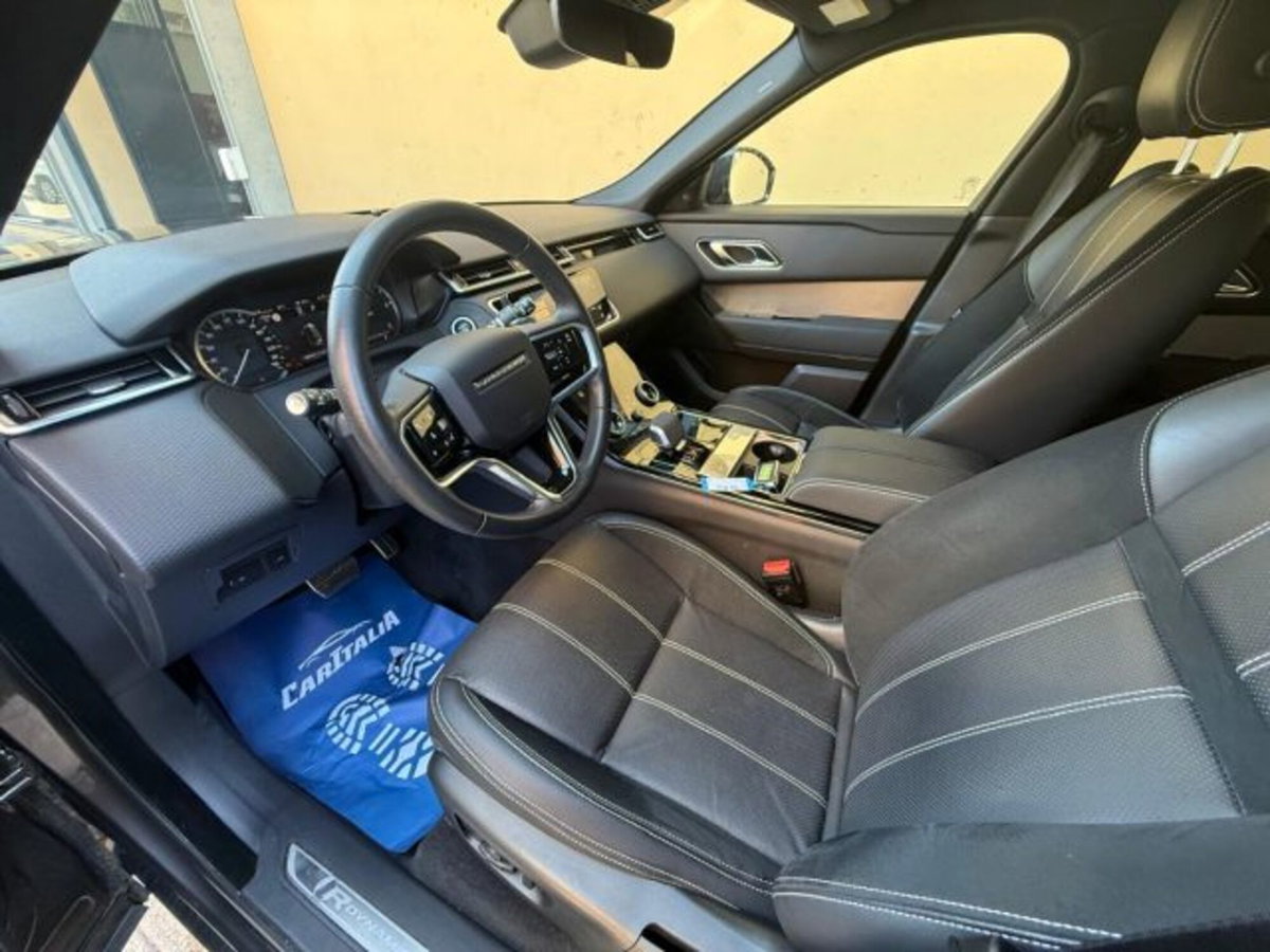 Land Rover Range Rover Velar 2.0D I4 204 CV (9)