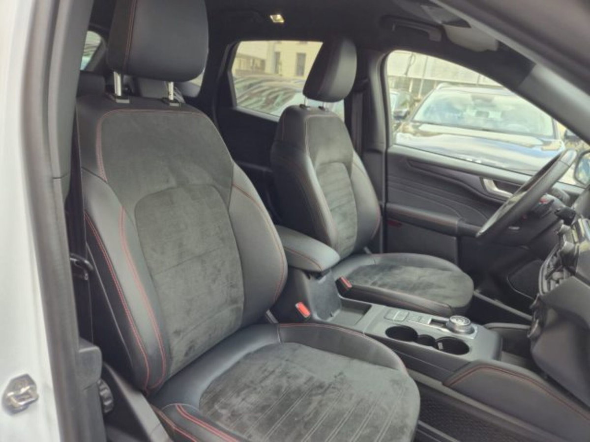Ford Kuga 1.5 EcoBlue 120 CV aut. 2WD ST-Line X Design (12)