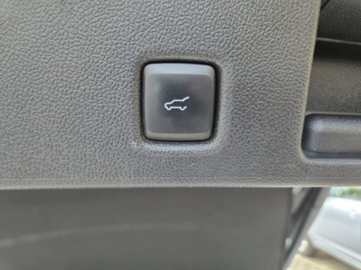 Ford Kuga 1.5 EcoBlue 120 CV aut. 2WD ST-Line X Design (17)
