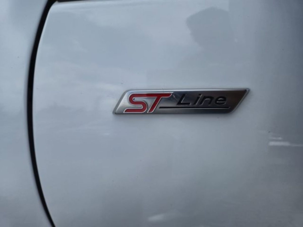 Ford Kuga 1.5 EcoBlue 120 CV aut. 2WD ST-Line X Design (7)