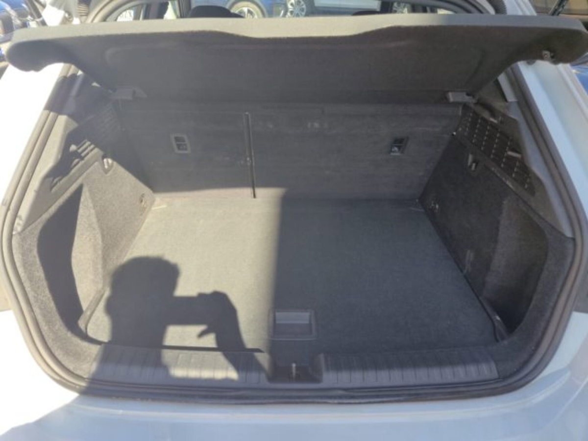Audi A3 Sedan 30 TDI S tronic Business (13)