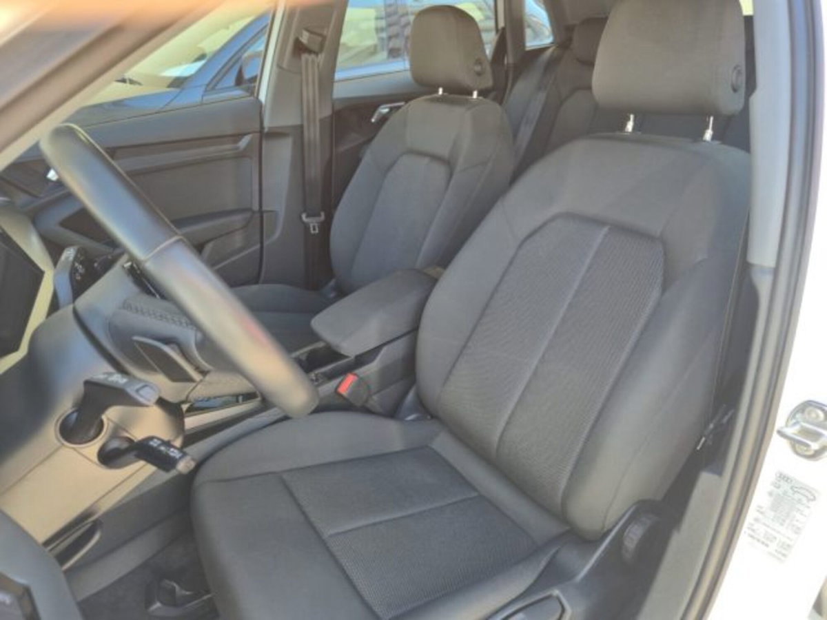Audi A3 Sedan 30 TDI S tronic Business (8)