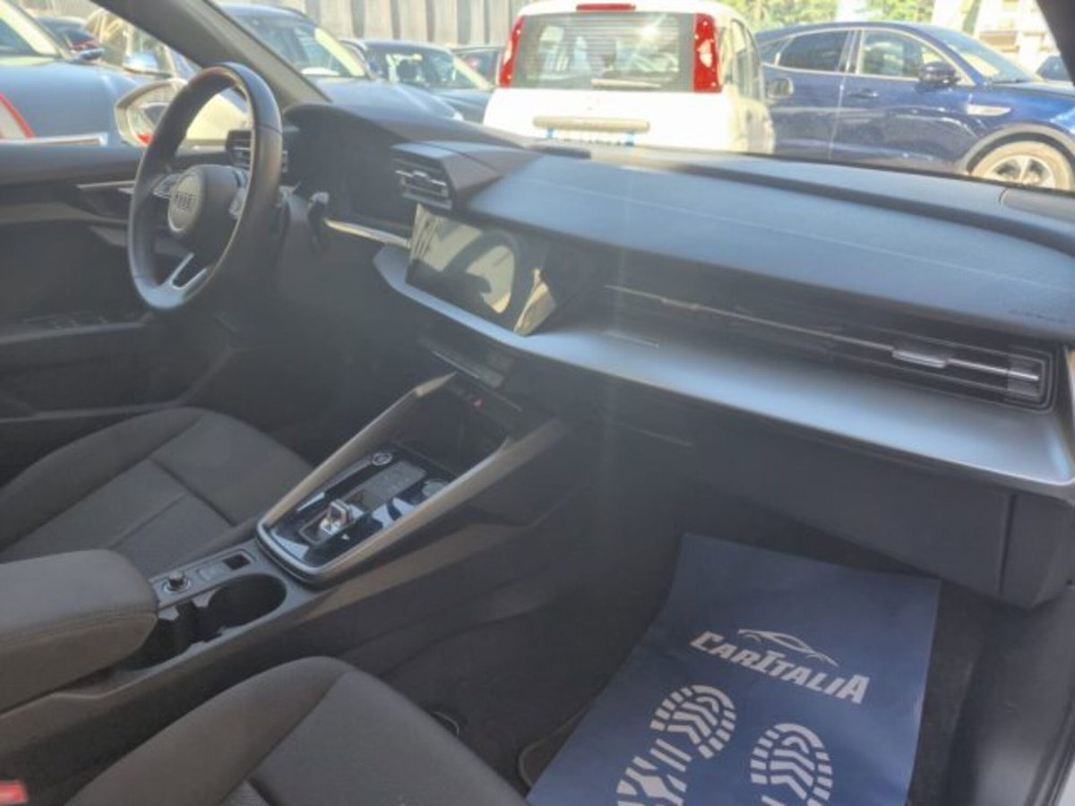 Audi A3 Sedan 30 TDI S tronic Business (9)