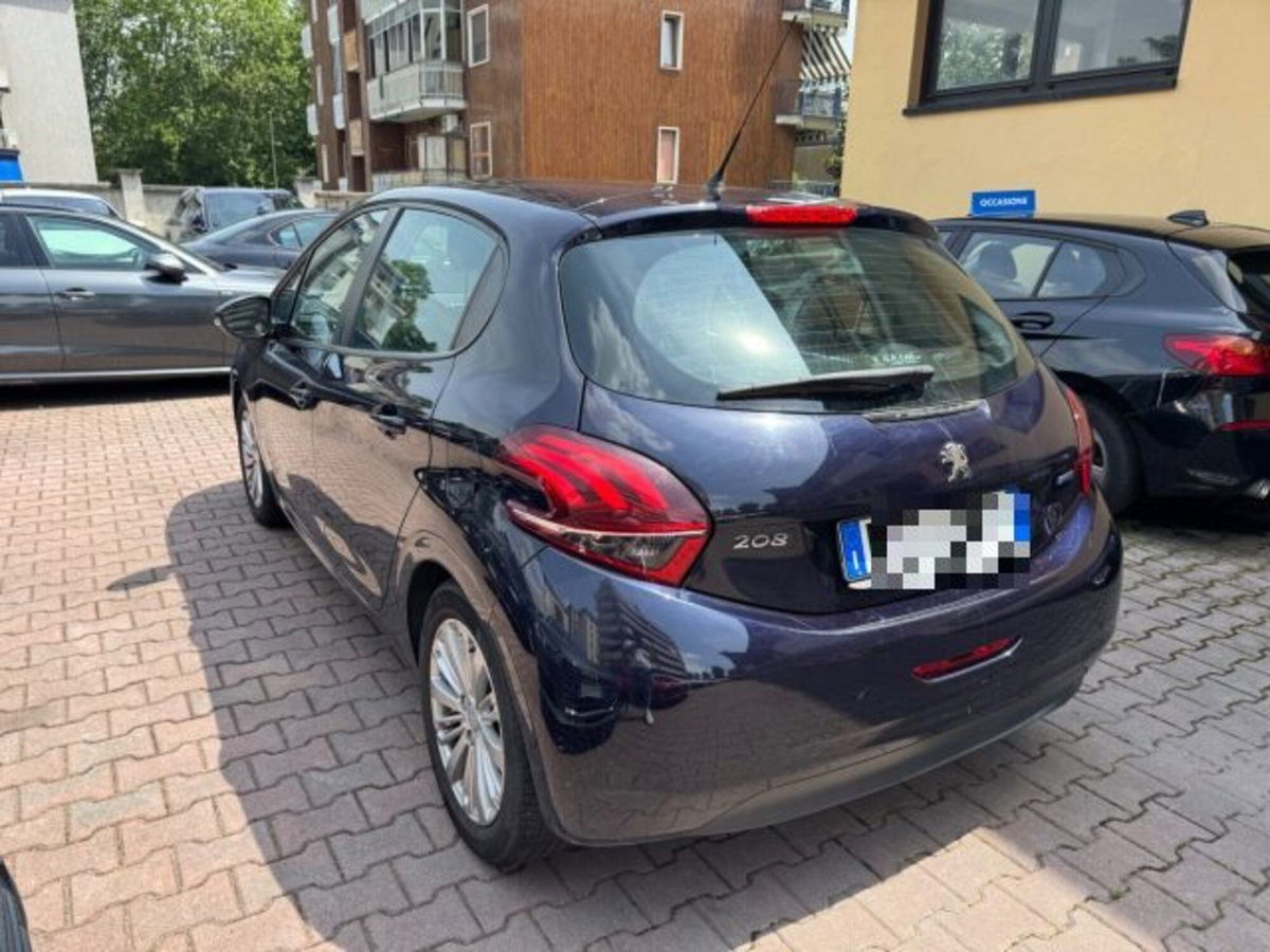 Peugeot 208 68 5 porte Active (6)